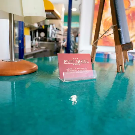 Petit 3* ميلاتسو