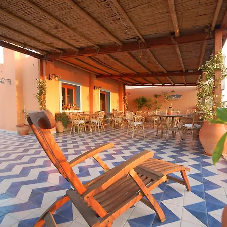 Petit 3* Milazzo