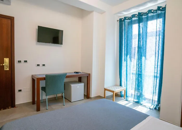 Отель Petit Милаццо