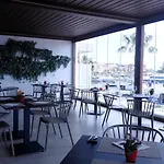 Petit Hotel 3*