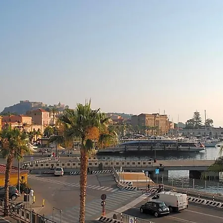 Petit 3* Milazzo