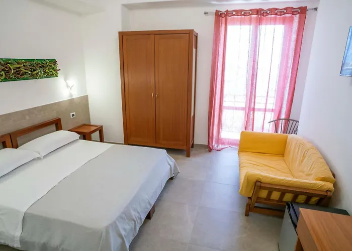 Otel Petit