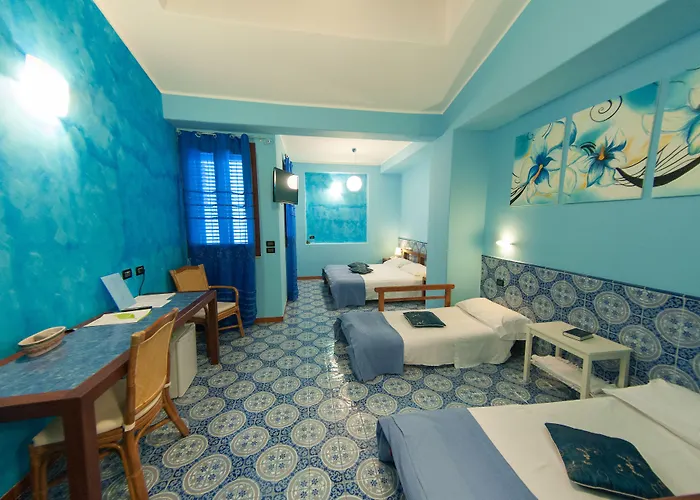 派提酒店 3* 米拉佐