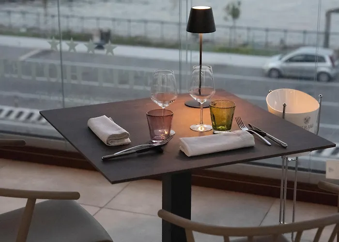 派提酒店